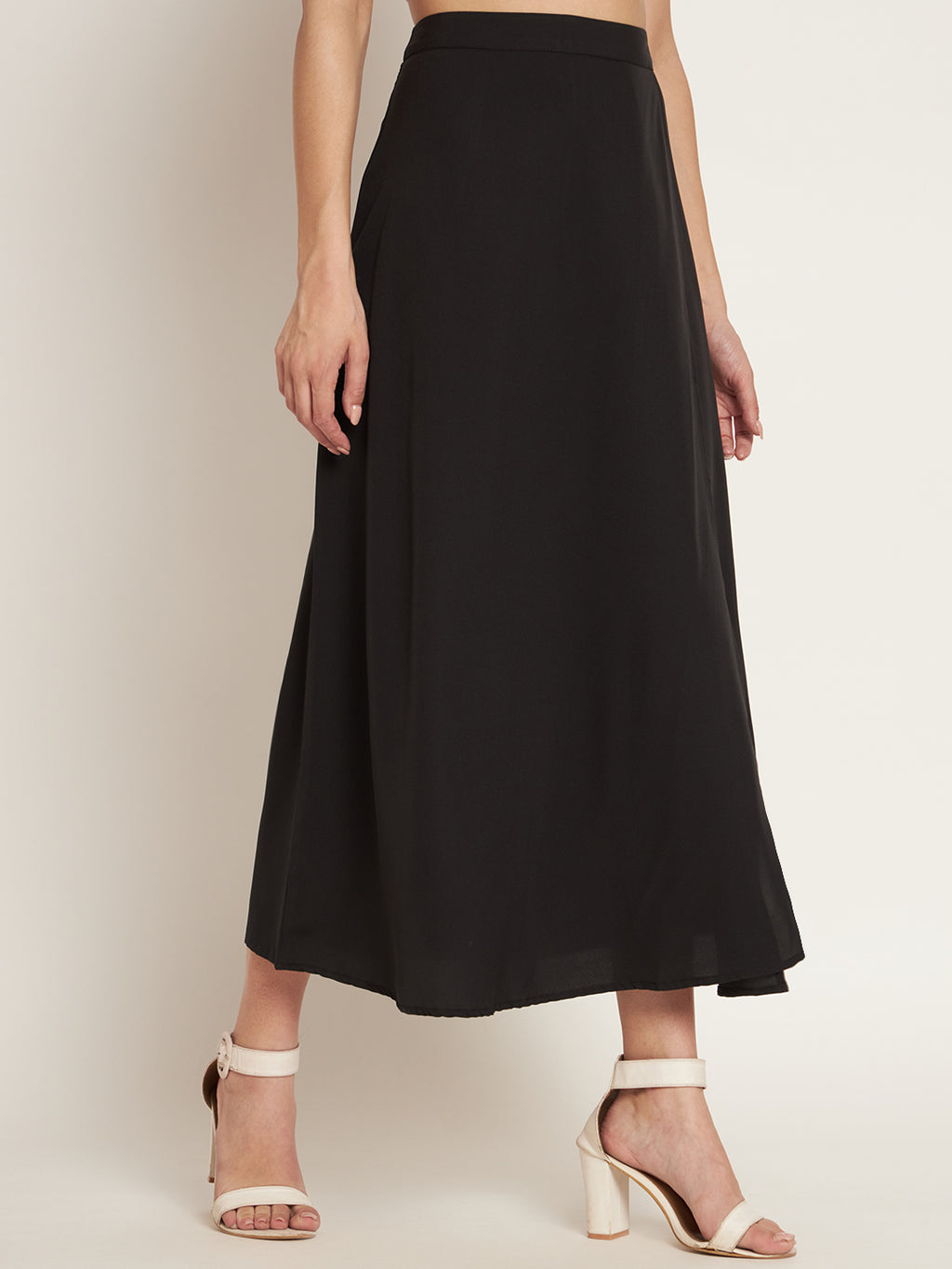Curvydobe Women Solid Black Skirt One Thigh Slit Skirt
