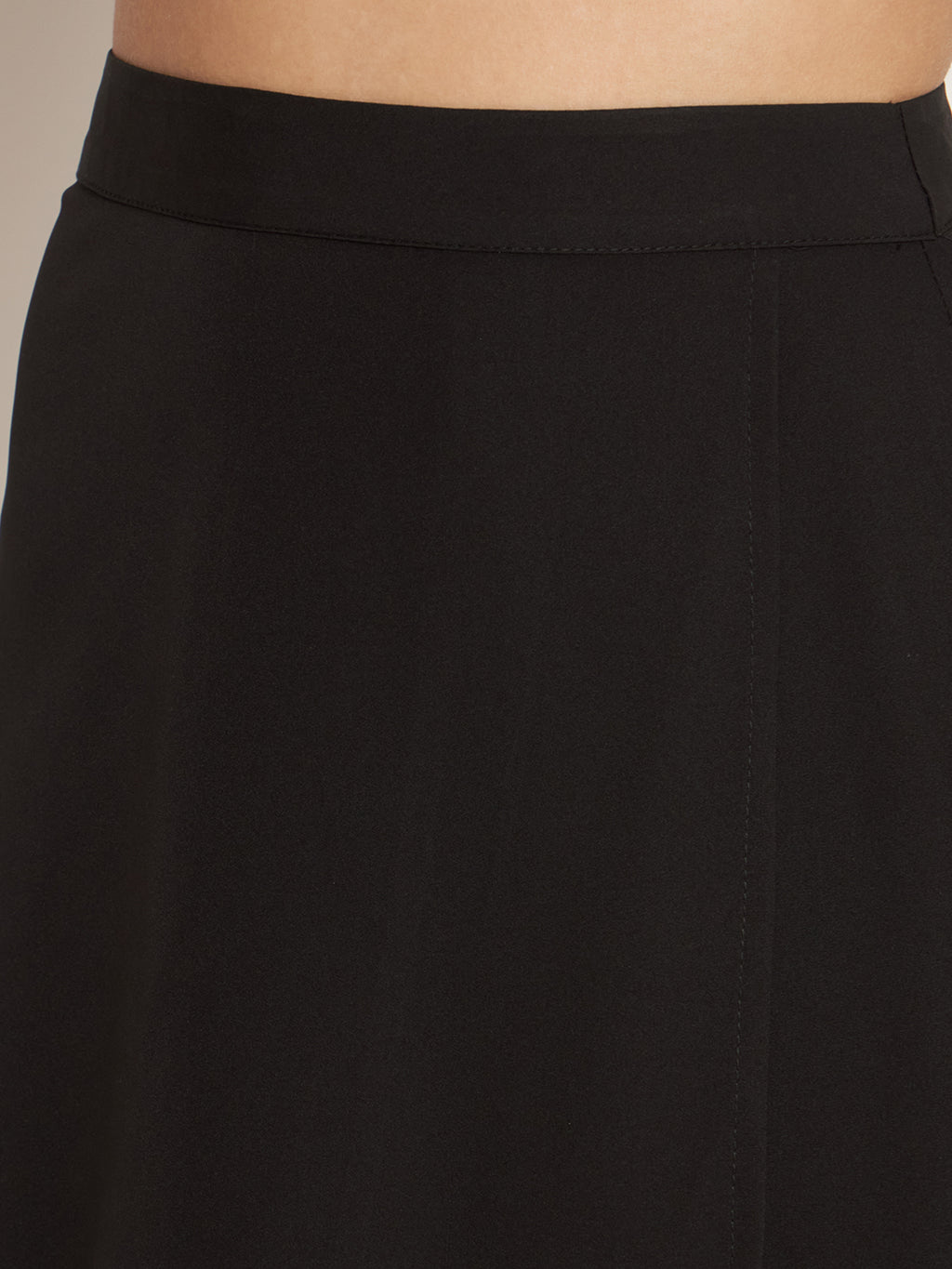 Curvydobe Women Solid Black Skirt One Thigh Slit Skirt