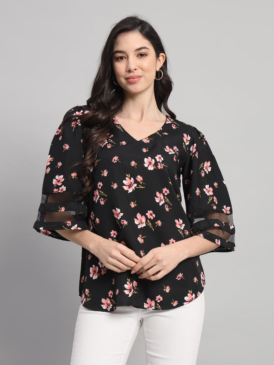 Curvydobe Womens black Floral Print V-Neck Top