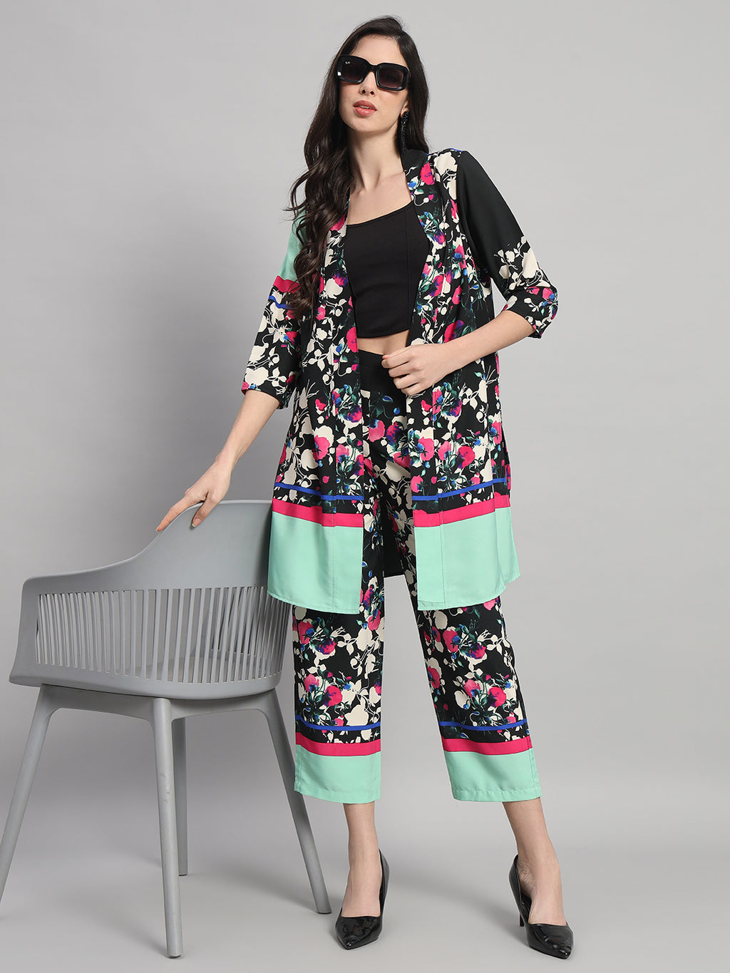 Curvydrobe Women Floral Printed Palazzo Set Shrug