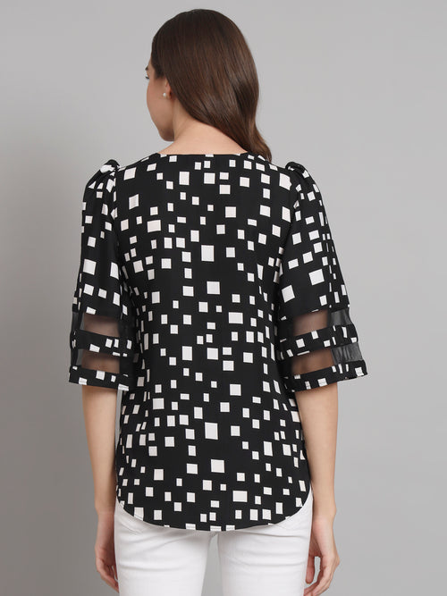 Curvydobe Black Geometric print Bell Sleeves top