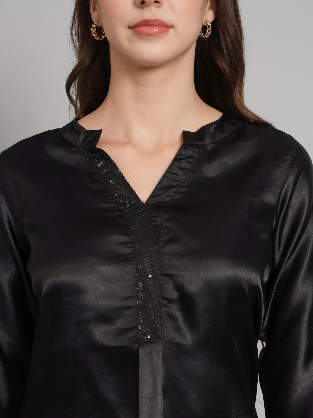 Curvydobe Black Mandrain Collar placket Top