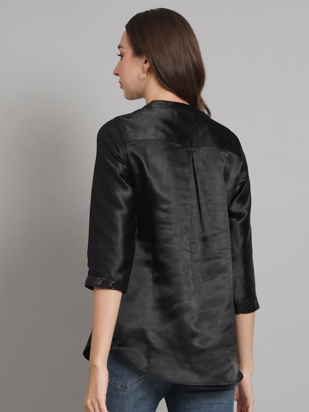 Curvydobe Black Mandrain Collar placket Top
