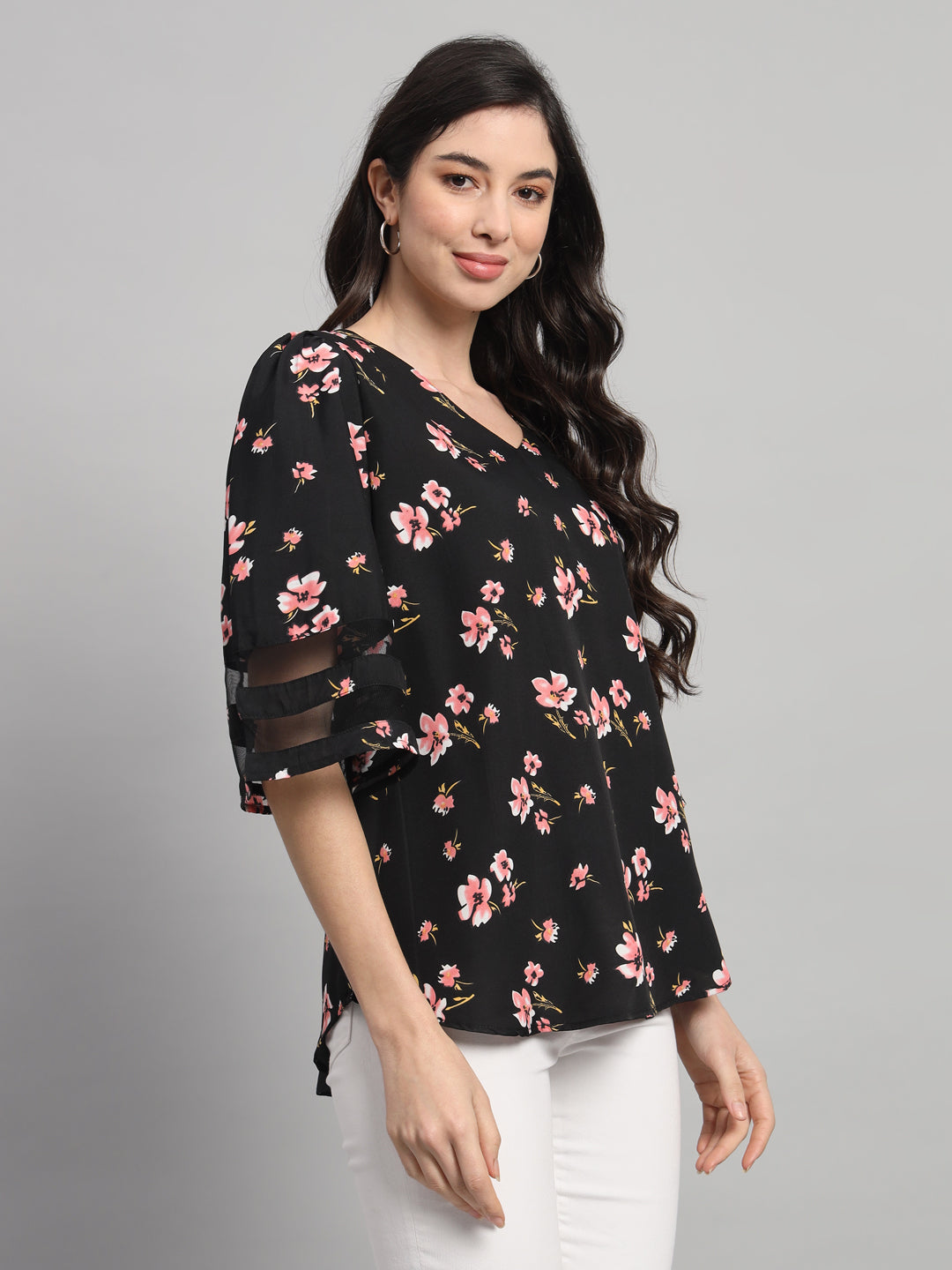 Curvydobe Womens black Floral Print V-Neck Top