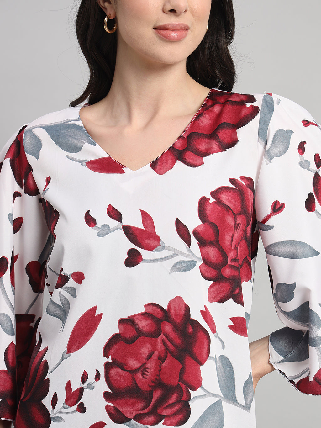 Curvydobe White Floral Print V-Neck Top