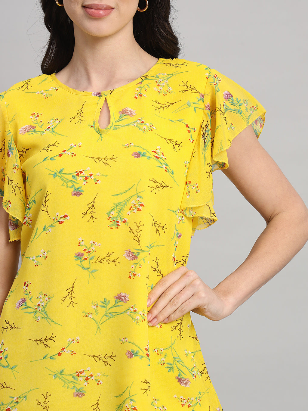 Curvydobe Yellow Floral Print V-Neck Top