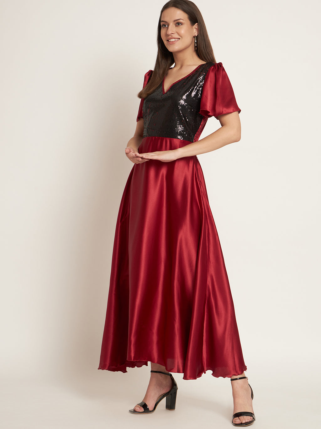 Curvydrobe Women Maroon Sequinned Detail Maxi Dress