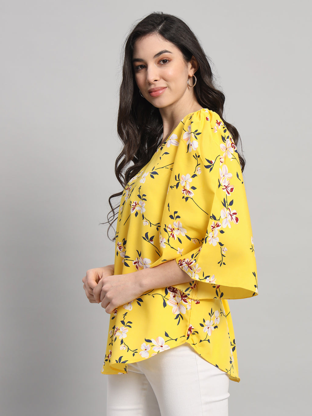 Curvydobe Womens Yellow Floral Print V-Neck Top