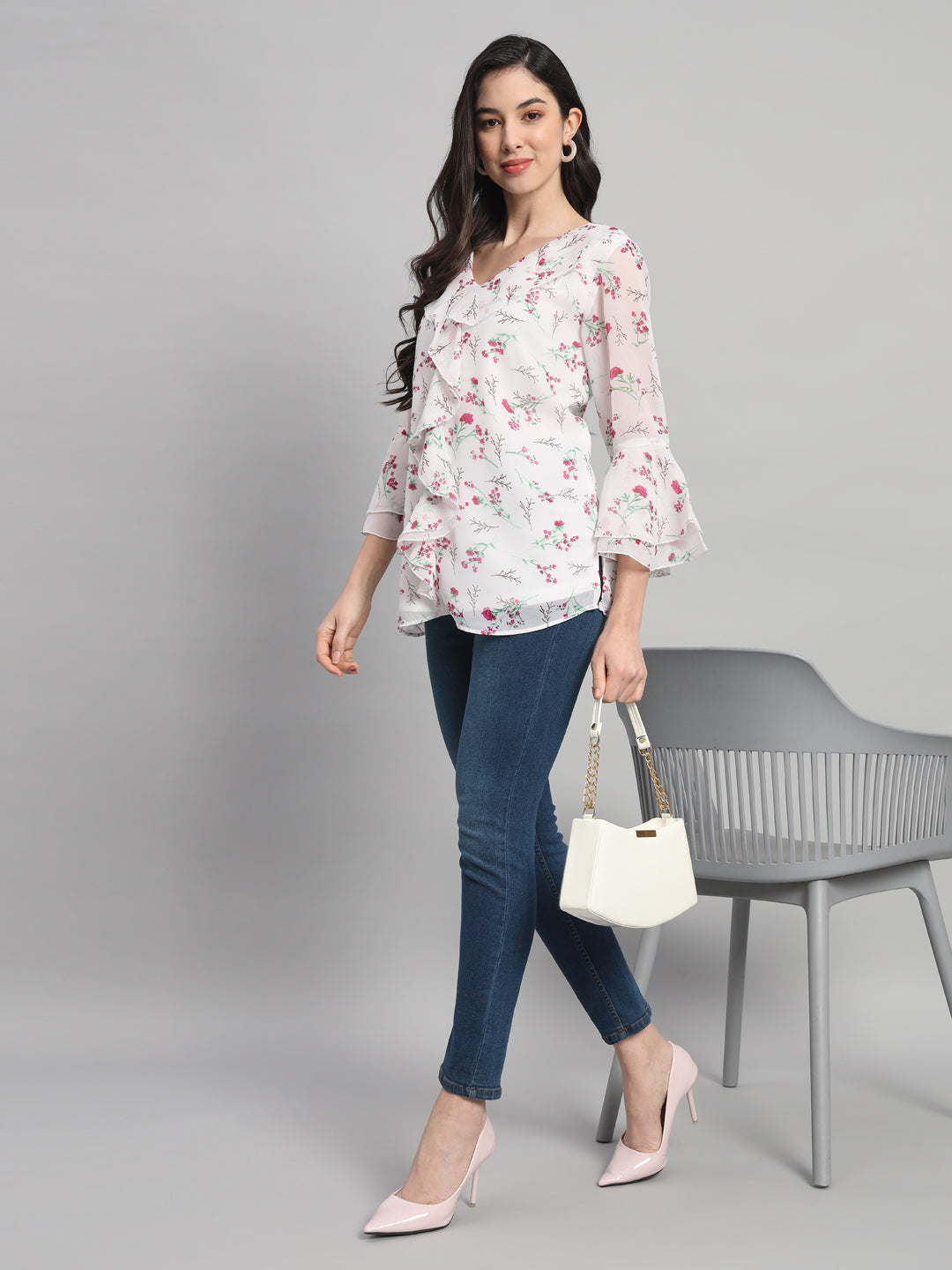 Curvydobe Womens White Floral Print V-Neck Top