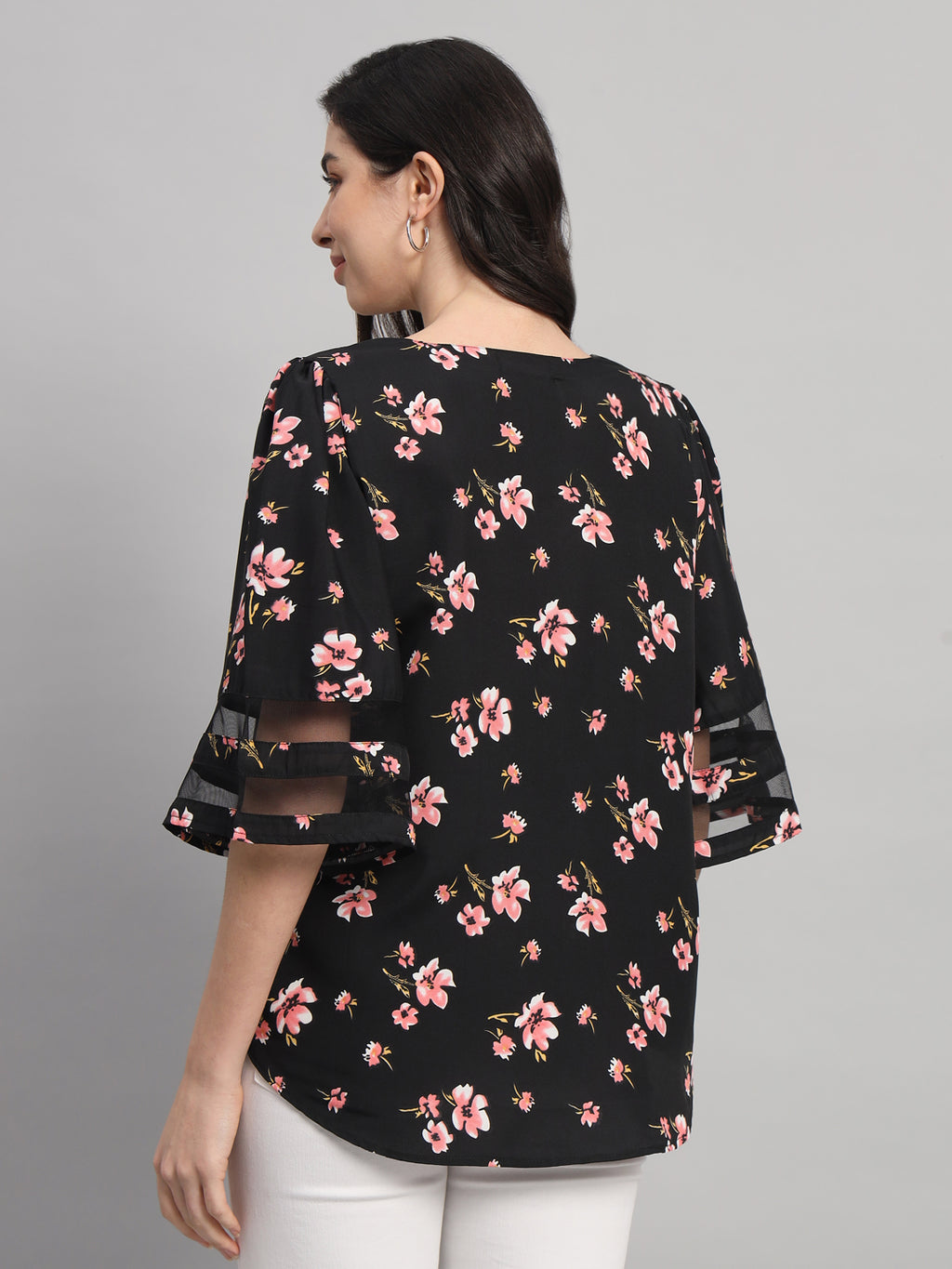 Curvydobe Womens black Floral Print V-Neck Top